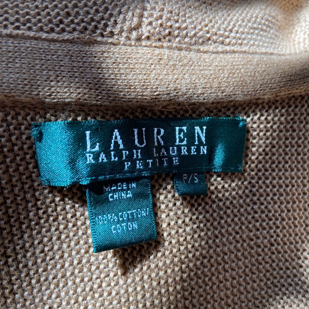 Lauren Ralph Lauren knit wrap vest with leather tab. Size petite small - Picture 5 of 6
